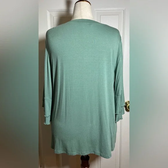 BloomChic Mint Green Women’s Tunic with Ruffled Sleeves - Picture 6 of 9